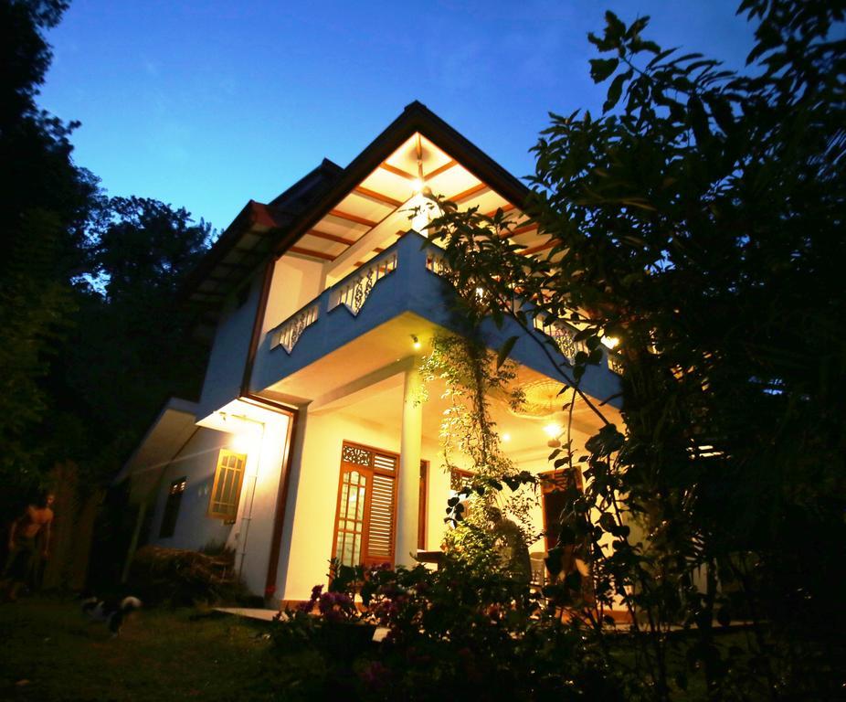 Summer Valley Boutique Villa Unawatuna Esterno foto