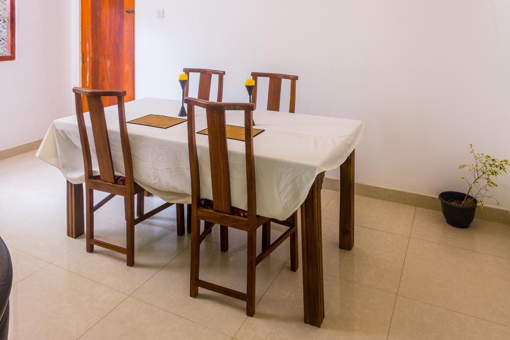 Summer Valley Boutique Villa Unawatuna Esterno foto