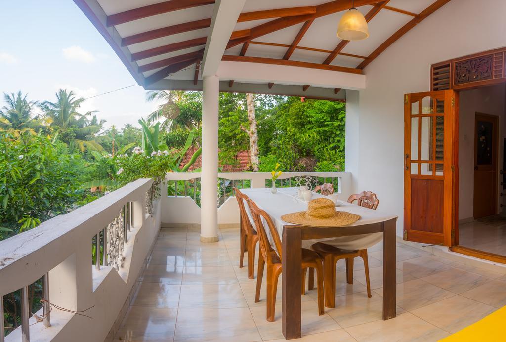 Summer Valley Boutique Villa Unawatuna Esterno foto