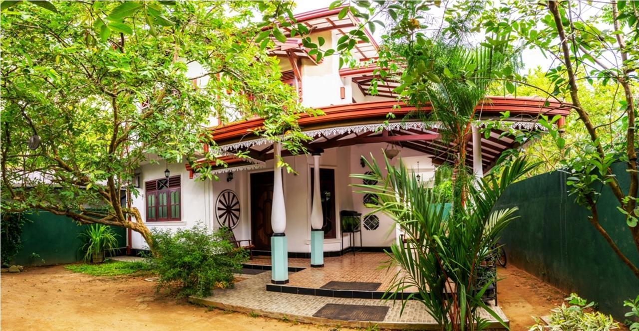 Summer Valley Boutique Villa Unawatuna Esterno foto